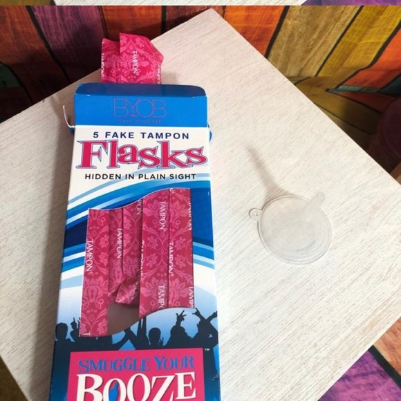 Flasks fake tampon - Picture 3 of 3